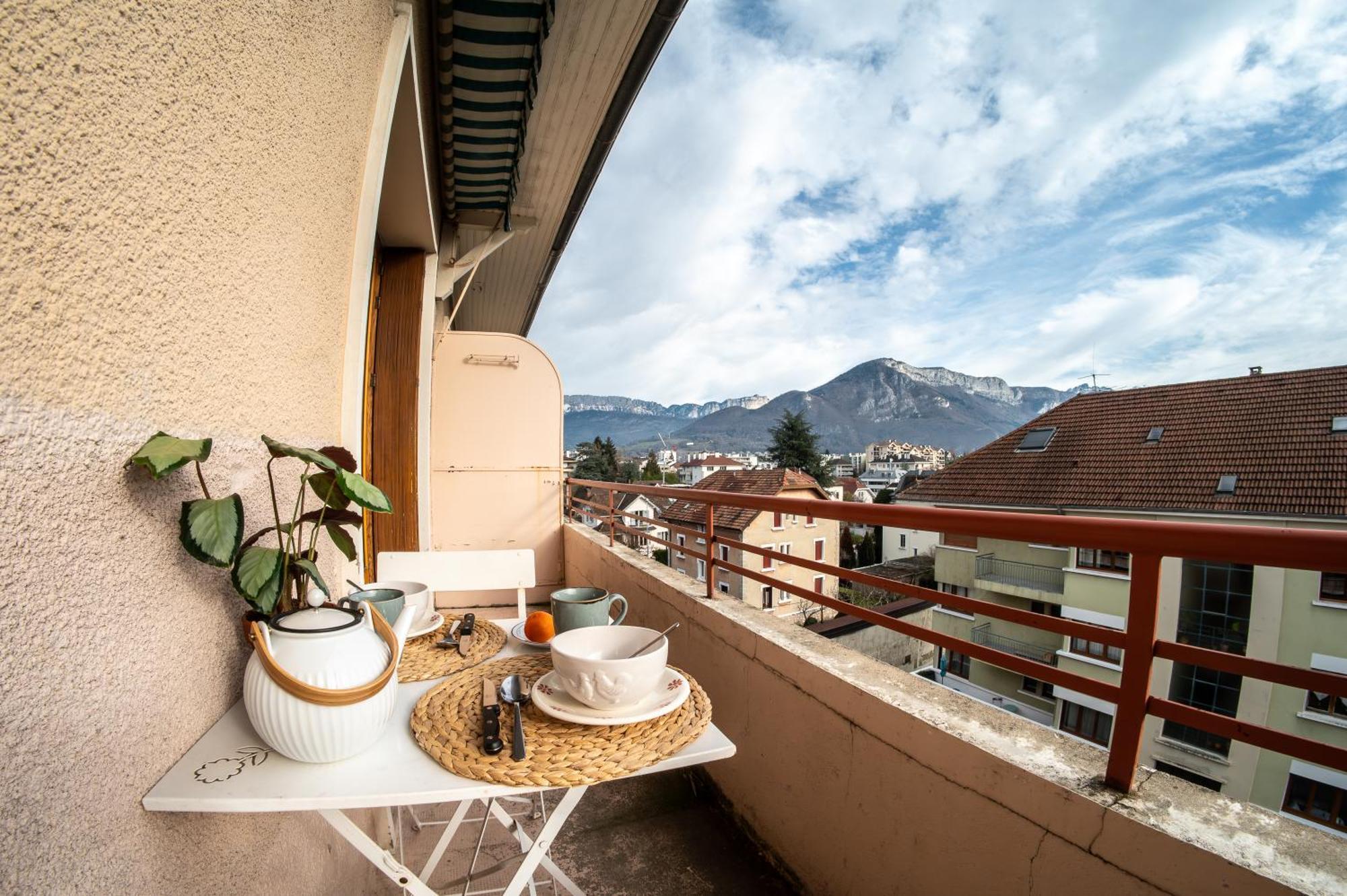 Ferienwohnung Les 3 Monts - Vue Panoramique Sur Les Montagnes Annecy Exterior foto
